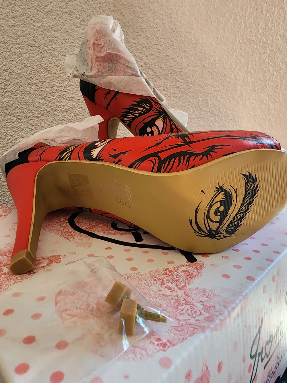 RARE! Soul Stealer Peep-toe Heels By Iron Fist - Picture 6 of 7